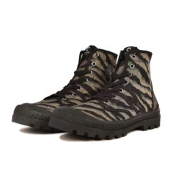 Pataugas AUTHENTIQUE M/TZ F4H KAKI 10 Pataugas AUTHENTIQUE M/TZ F4H KAKI -Pataugas 628185 554 OG M TZ F4H KAKI 4WEB