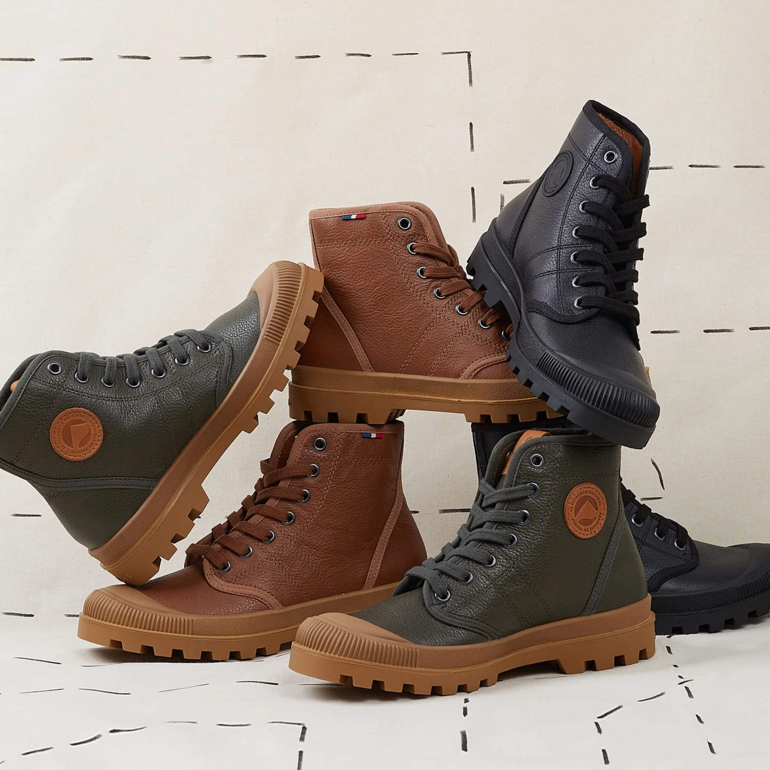 Pataugas AUTHENTIQUE M/G F4H NOIR 3 Pataugas AUTHENTIQUE M/G F4H NOIR â Image 3