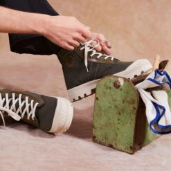 Pataugas AUTHENTIQUE M/SC F2I KAKI 10 Pataugas AUTHENTIQUE M/SC F2I KAKI -Pataugas H AUTHENTIQUE M SC Kaki